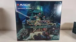 Magic The Gathering The Lord of the Rings Holiday Scene Box (Set of 4) - Image 3