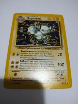 Mint Magneton - 28/110 - Pokemon Legendary Collection Rare Card WOTC - Image 1