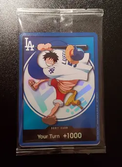 ONE PIECE X DODGERS PROMO MONKEY D LUFFY DON CARD WITH 4 DODGERS STRAW HATS - Image 2