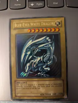 Blue-Eyes White Dragon SDK-001 Starter Deck: Kaiba Unlimited Edition YuGiOh! - Image 1