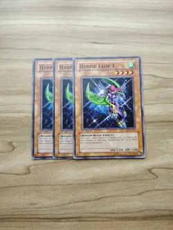 Yu-Gi-Oh! - Harpie Lady 1 3X - Complete Playset - Image 1