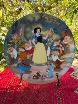 Bradford Exchange Disney Snow White Seven Dwarfs Plate Knowles Treasured Moments - Image 2