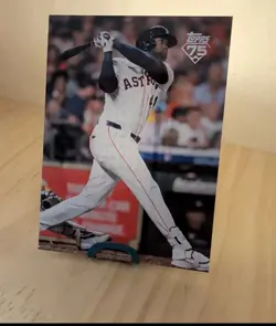 2026 Topps Baseball Series 2 Yordan Alvarez #468 True Photo SSP/ Houston Astros - Image 1