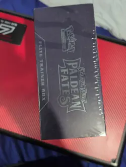 Pokemon TCG Scarlet & Violet Paldean Fates Elite Trainer Box 820650856181 - Image 5