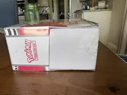 Pokemon TCG Scarlet & Violet—White Flare Elite Trainer Box Reshiram - Image 4