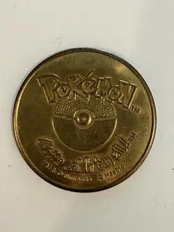 1999 Nintendo Hasbro Pokemon Battling Coin #144 ARTICUNO - Image 2