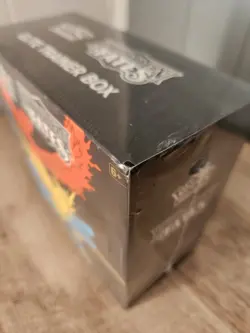 Pokemon TCG: Hidden Fates Elite Trainer Box ETB & Plastic Case! PLEASE READ - Image 4