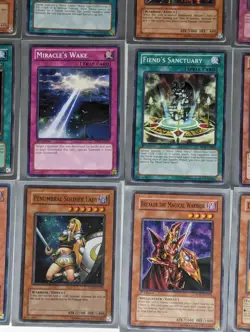 Lot of 32 - Yu-Gi-Oh 1996 Cards The Wicked Avatar, Holo, Spell, Trap, Etc. - Image 3