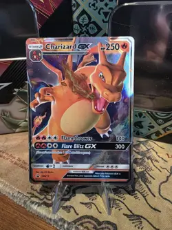 Pokemon Charizard GX SM211 Hidden Fates NM - Image 1
