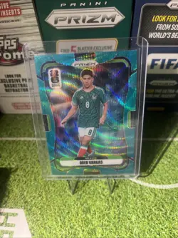 Obed Vargas Panini World Cup Prizm NUMBERED /99 TEAL WAVE PRIZM BRAND NEW 2026 ! - Image 4