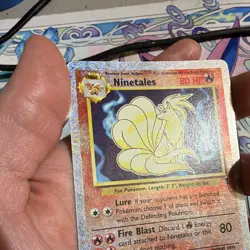 Wizards of the Coast Ninetales reverse Holo legendary collection - Image 1