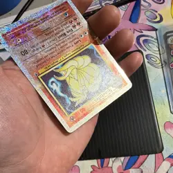 Wizards of the Coast Ninetales reverse Holo legendary collection - Image 3