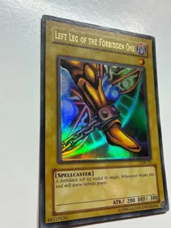 Yugioh Left Leg Of The Forbidden One LOB-121 Ultra Rare MISPRINT Foil Shift LP - Image 2