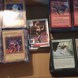 Yu-Gi-Oh!, MTG, sports Mixed Trading Card Lot English 1000+ cards - Image 3