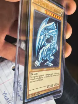 Blue-Eyes White Dragon DUSA-EN043 Duelist Saga 1st Edition - Image 4