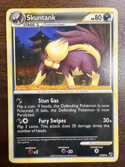 POKEMON CARD 2010 UNDAUNTED SKUNTANK 37/90 - Image 1