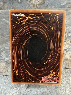 Dark Magician BPT-001 2002 Collectors Tin LIMITED EDITION Secret Rare MP - Image 4