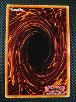 Blue-Eyes White Dragon LCKC-EN001 1st Edition Ultra Rare YuGiOh - Image 2