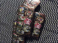 Yugioh 1X EMPTY 25th Anniversary Tin: Dueling Heroes! Empty Tin 1x - Image 2