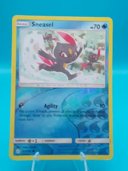 Sneasel 43/236 Sm-Cosmic Eclipse Pokemon TCG Reverse Holo Lightly Played - Image 1