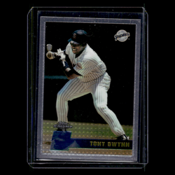 Tony Gwynn #97 1996 Topps Chrome San Diego Padres Baseball Card MLB NM - Image 1