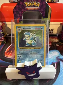Blastoise 2/102 Base Set Holo - Image 1
