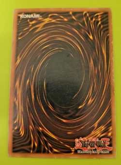 Yu-Gi-Oh Elemental Hero Sparkman Limited Edition Secret Rare EHC2-EN001 - Image 2