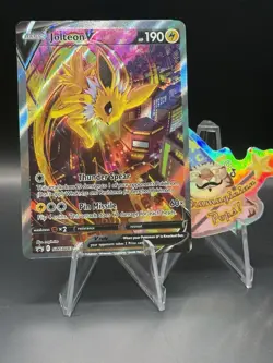 Jolteon v SWSH183 Holo Sword & Shield Promo Card LP+ - Image 1