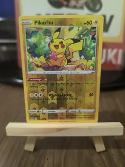 Pokemon TCG Pikachu Sword & Shield - Lost Origin 052/196 Reverse Holo - Image 3