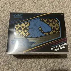Pokemon TCG: Crown Zenith Pokemon Centre Elite Trainer Box - Image 5