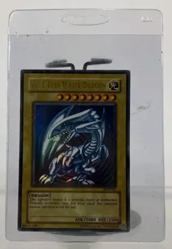 Yu-Gi-Oh! Blue Eyes White Dragon SDK-001 Starter Deck Kaiba Ultra Rare Unlimited - Image 1