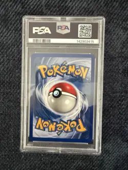 Pokemon: Machamp 1st Edition #8/102 Holo 1999 WOTC - VINTAGE PSA 8 - Image 2