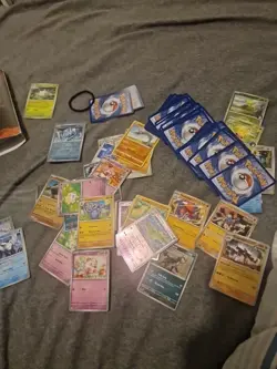 Pokemon 300 Cards Bulk Bundle reverse/holos beginner & kids, random cards - Image 1