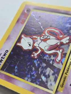 Mewtwo 010/102 Base Set Holo Rare English 1999 Ken Sugimori 60 HP - Image 2