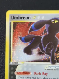 2016 POKEMON TCG CELEBRATIONS UMBREON GOLD STAR 17/17 - Image 2