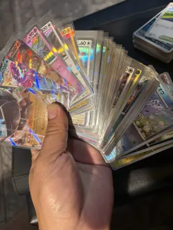 Pokemon TCG Japanese 151 Sv2a 35 Card Lot holo ,some pokeball . - Image 1