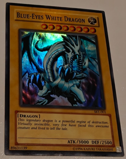 Yu-Gi-Oh Blue-Eyes White Dragon SKE-001 Ultra Rare Kaiba Evolution Vintage Holo - Image 1