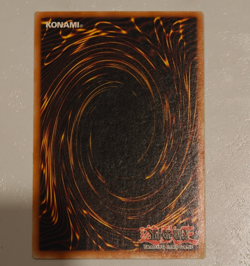 Yu-Gi-Oh Blue-Eyes White Dragon SKE-001 Ultra Rare Kaiba Evolution Vintage Holo - Image 3