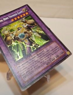 Elemental Hero Thunder Giant EHC2-EN004 Secret Rare Limited Edition Yugioh 1994 - Image 5