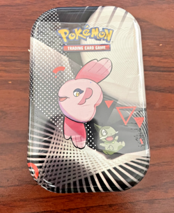 UNOVA Mini Tin [Alomomola & Axew} - BLACK BOLT & WHITE FLARE Pokemon TCG Sealed - Image 1
