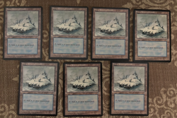 Magic The Gathering TCG MTG Snow-Covered Island Ice Age Land NP(no play)/LP - Image 1