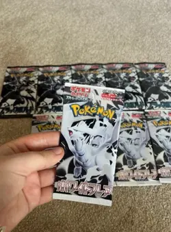 Genuine Pokemon TCG 10x Black Bolt & White Flare Booster Pack Cards Set - Image 2