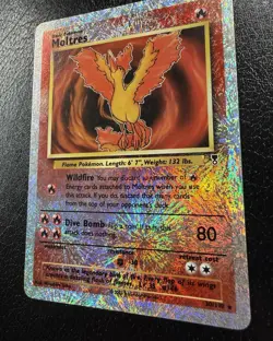 Pokemon TCG Moltres 30/110 Legendary Collection Reverse Holo MP - Image 5