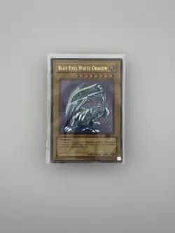 Yu-Gi-Oh! TCG Blue-Eyes White Dragon SDK-001 Ultra Rare Unlimited Edition - Image 1