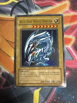 Blue-Eyes White Dragon SDK-001 Ultra Rare - Image 1