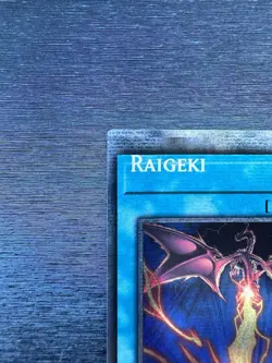 YuGiOh! Raigeki MP25 - Misprint Registration Error Starlight 1st Ed Near Mint - Image 3