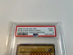 Blue-Eyes White Dragon LB-01 PSA 9 Yu-Gi-Oh! 青眼の白龍フルーア Japanese, 2000 Ultra Rare - Image 5
