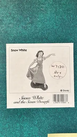 WDCC Snow White and Witch Figurines Disney Classics Collection with COA NIB - Image 2
