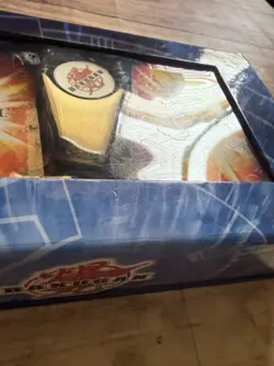 Bakugan Battle Brawlers Blue Box Set With 83 Card Total Metal Lenticular Regular - Image 3