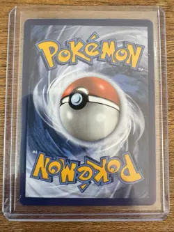 Reshiram 113/114 Celebrations: Classic Collection Holo - Near Mint NM/MT Pokemon - Image 2